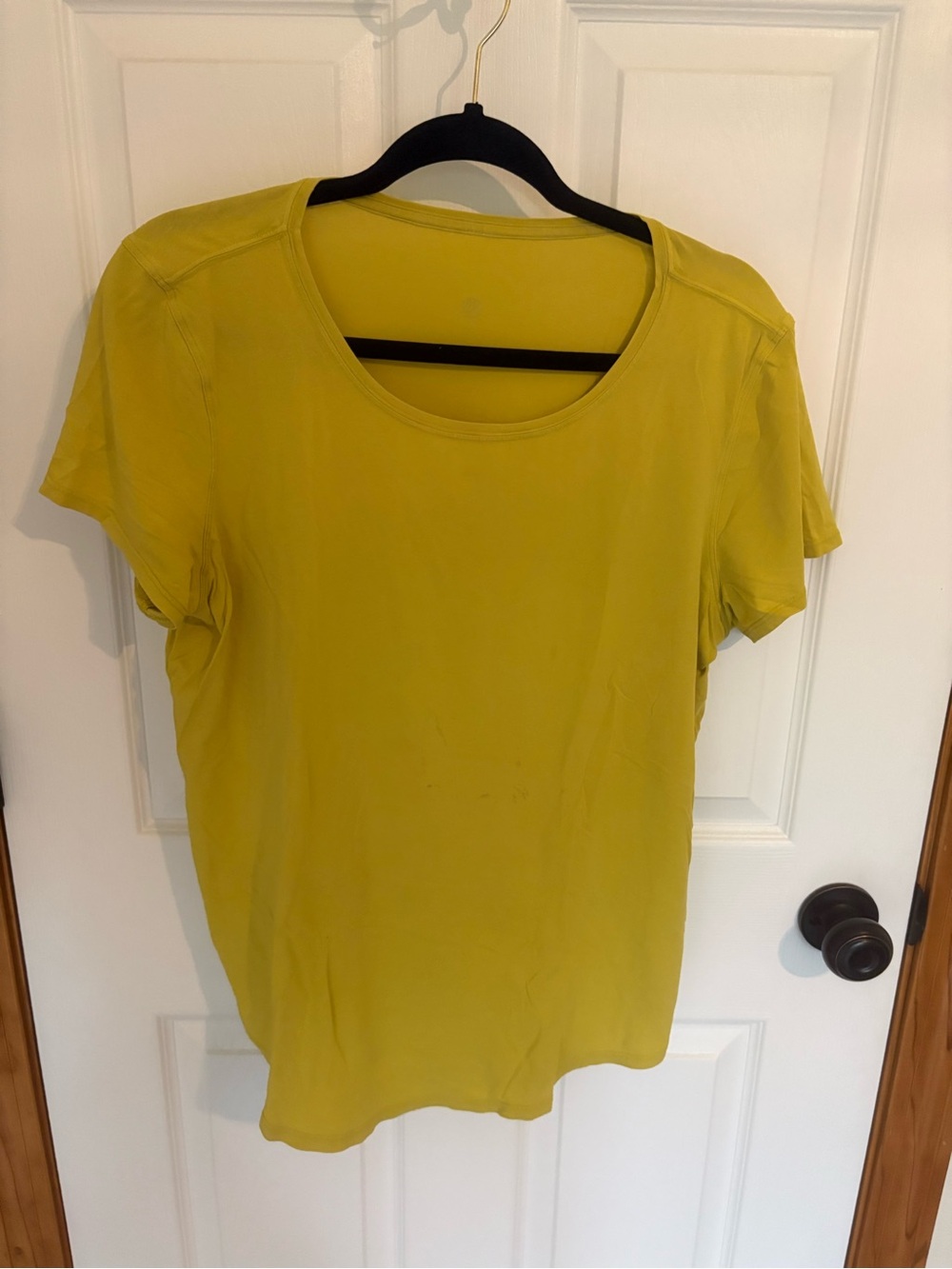 Lululemon Tshirt